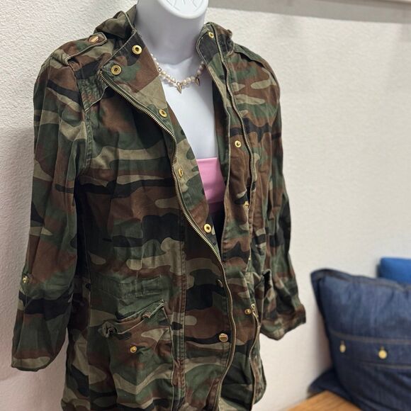 Forever 21 camo utility jacket with hood - Picture 1 of 5